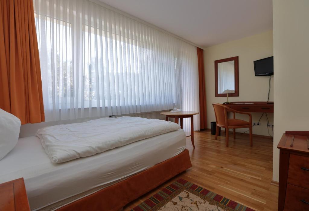 Hotel Am Rossberg Altenahr Oda fotoğraf